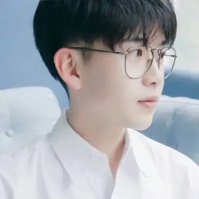  超清头像男生图片超清干净男生微信头像图片