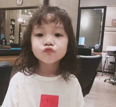 头像可爱呆萌小孩