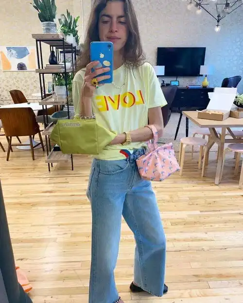 头像微信绿色系牛仔裤