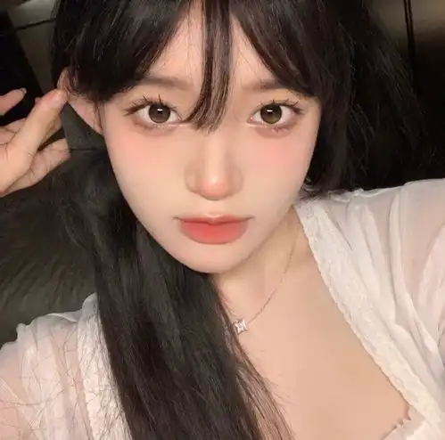 可爱女生头像萌系真人ro