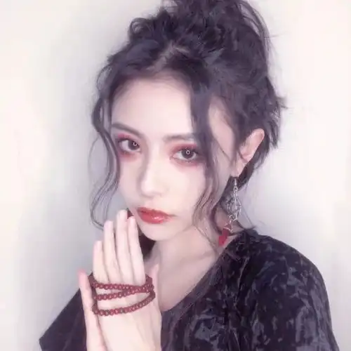 头像忠于你的梦想,别管它现在能不能发光 头像忠于你的梦想,别管它现在能不能发光