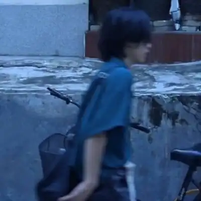 蓝色系男生头像动漫真人