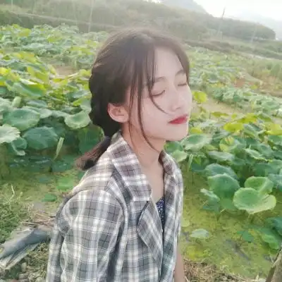 绿色系闺蜜头像一对动漫