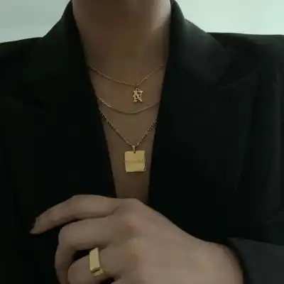  守月仙黑色系女生部位古老的夜晚和遥远的音乐是永恒的
