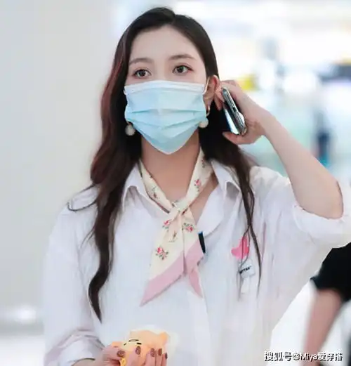 女生头像仙气粉色系宋妍