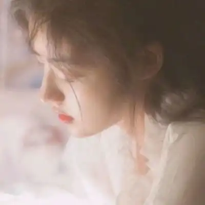  女生头像侧脸唯美长发,全部美女绝对独一无二的