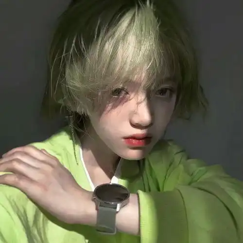 黑色系头像男生高冷邵兵