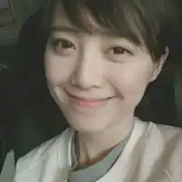  真实素颜美女生活照图片好看真人的女素颜照片