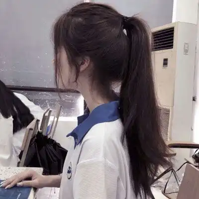  背影头像女生唯美漂亮简单气质女生背影