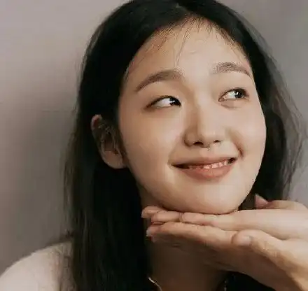 好看的头像女孩清冷系金