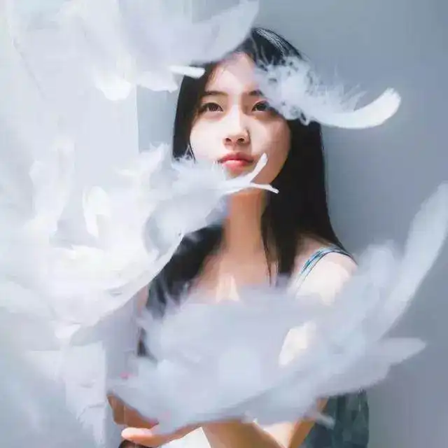  知道的少只能叫一张白纸,坚守的多才是真正的纯洁