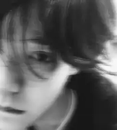  头像有时候疏远不是讨厌,而是太喜欢又很无奈