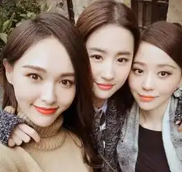  杨幂为给她作配颜值完胜杨颖事业比范爷还拼