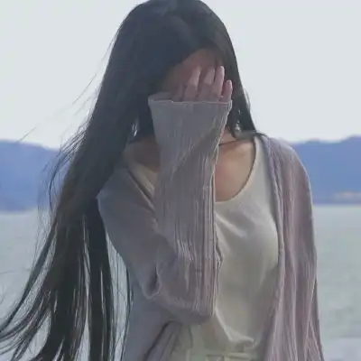 梦晚气质女头说爱的先不爱后动心的不死心