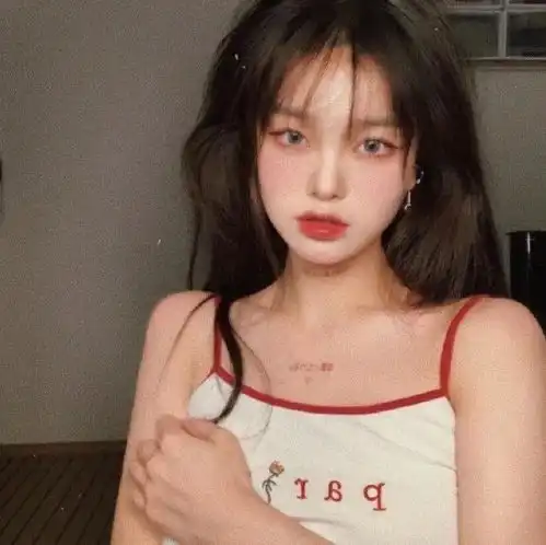 头像女花系图片真人可爱