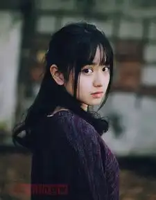  欧美复古女发型图片