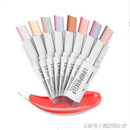  男子把女友口红雕刻成小猫的形状,却被女友这样对待