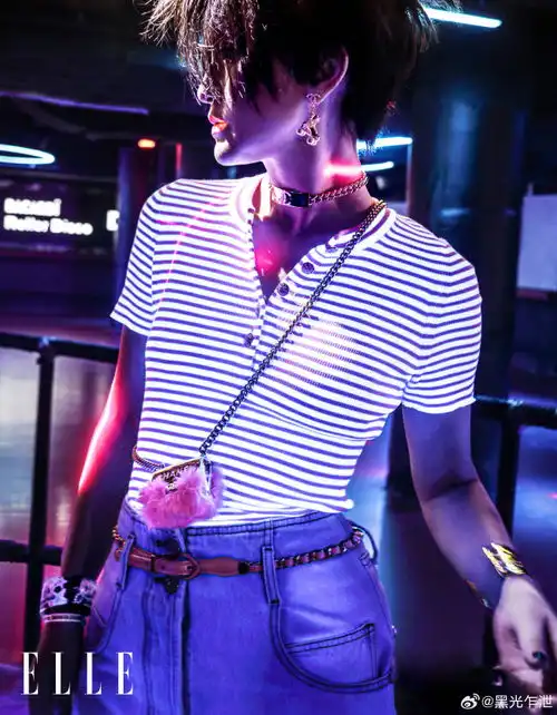 复古周迅再登elle封面千禧御姐穿梭摩登潮流 复古周迅再登elle封面千禧御姐穿梭摩登潮流