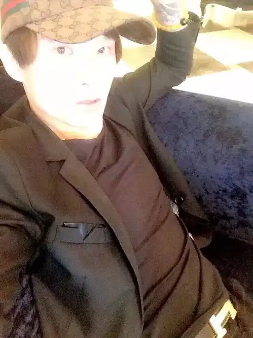  社会小伙霸气图片qq头像封面微信头像帅哥美女mcdj网络红人
