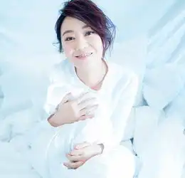 闫妮清新暖窝写真治愈系笑容春意盎然 闫妮清新暖窝写真治愈系笑容春意盎然