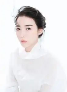  禁欲系女神宁心出演艳势番冷艳俊逸花九卿