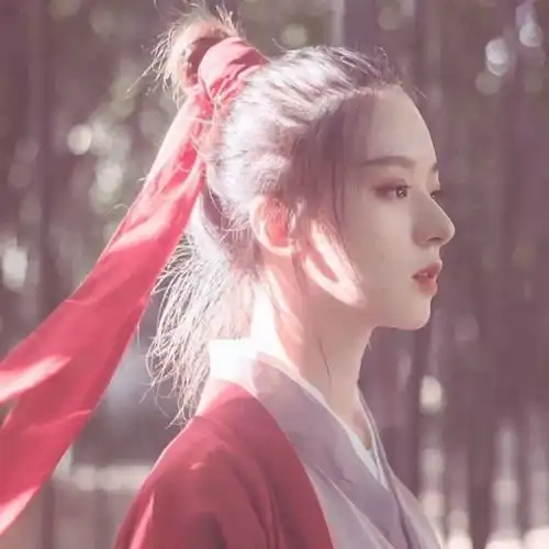  古风女生头像微信真人女头像