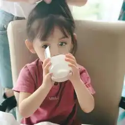  又来一波萌娃闺蜜头啦抱图要点qq女生头像我要个性网