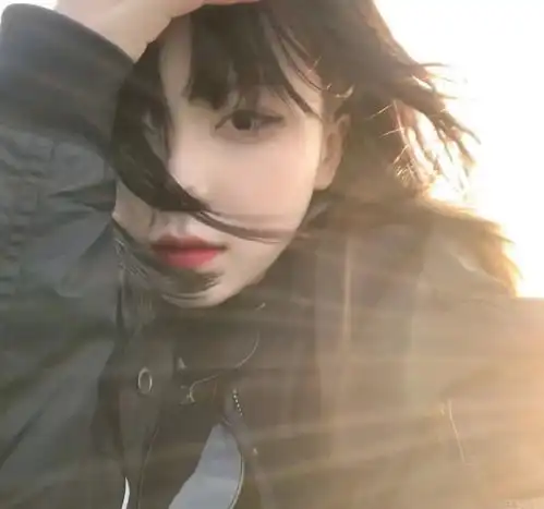  治愈系女头爱意藏匿雾里