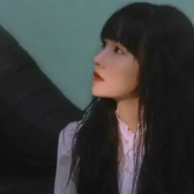  伤感女头侧脸韩系高清低头伤感头像图