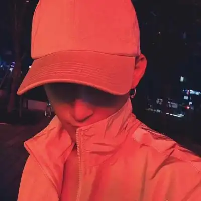 男生夜店霸气头像社会人有纹身 男生夜店霸气头像社会人有纹身