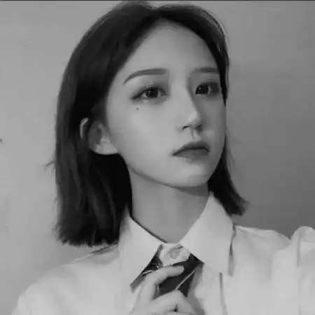 短发黑白女生头像,每一张都很美丽 短发黑白女生头像,每一张都很美丽