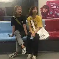  女生头像意境唯美港风微信头像图片大全