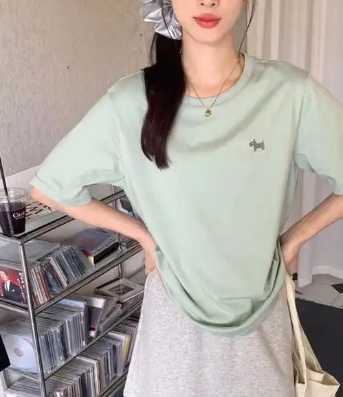  夏天多穿绿色,显白又高级