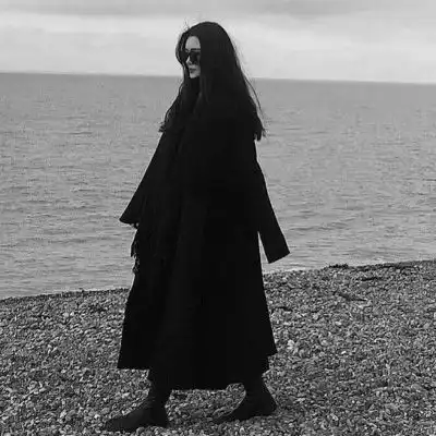 女生头像黑白高冷霸气超拽孤独女生头像 女生头像黑白高冷霸气超拽孤独女生头像