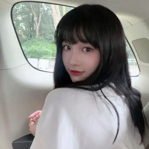 真人女头像治愈好看