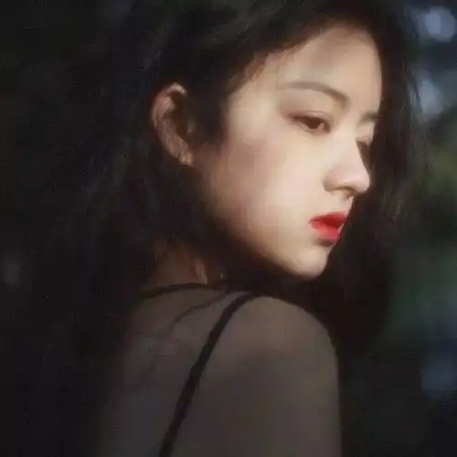 女生眼睛部位丧系头像陈
