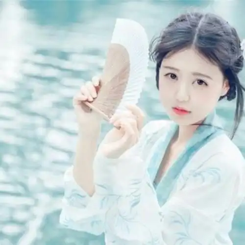 可爱女生头像萌系真人美