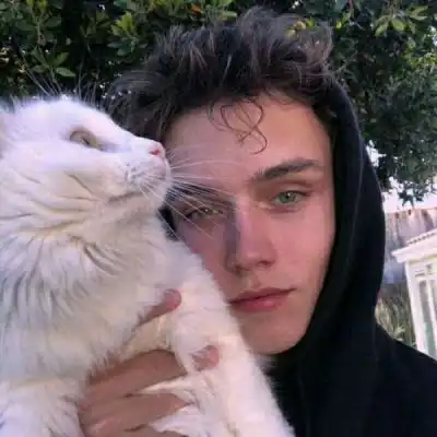 都只是稍微悸动了一下然后趋男生头像我要个性网 都只是稍微悸动了一下然后趋男生头像我要个性网