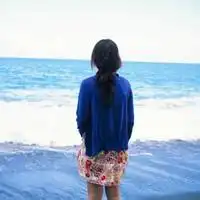  qq海洋系列女生头像你奔向了幸福我却还在沉溺