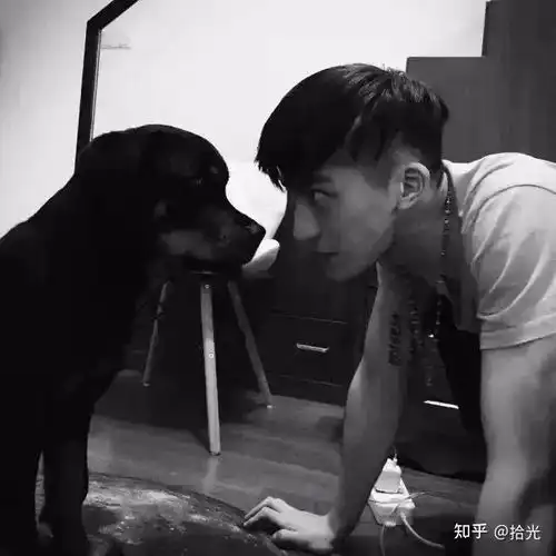  黑白系有点酷男生头像男生头像黑白...黑白头像大全qq黑白头像黑白头像男生女生