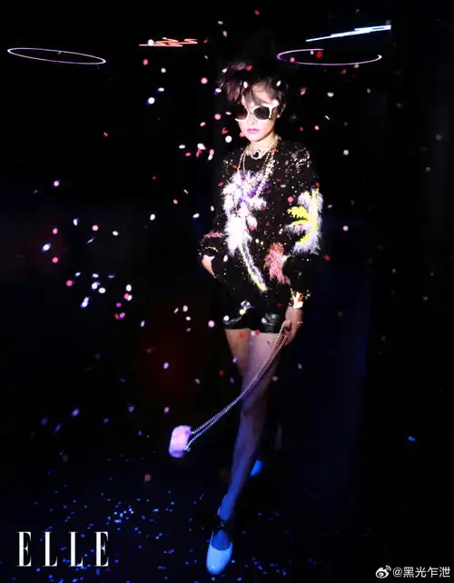 复古周迅再登elle封面千禧御姐穿梭摩登潮流 复古周迅再登elle封面千禧御姐穿梭摩登潮流