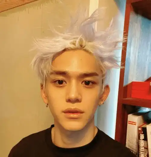 黄旭熙曾暗恋男生如今却脚踏四只船,女友生理期都得服侍他 黄旭熙曾暗恋男生如今却脚踏四只船,女友生理期都得服侍他