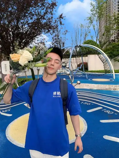 头像男奶狗系猎杀