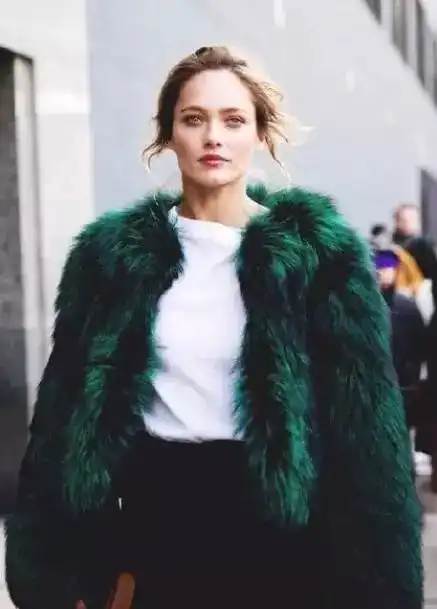 头像微信绿色系皮草