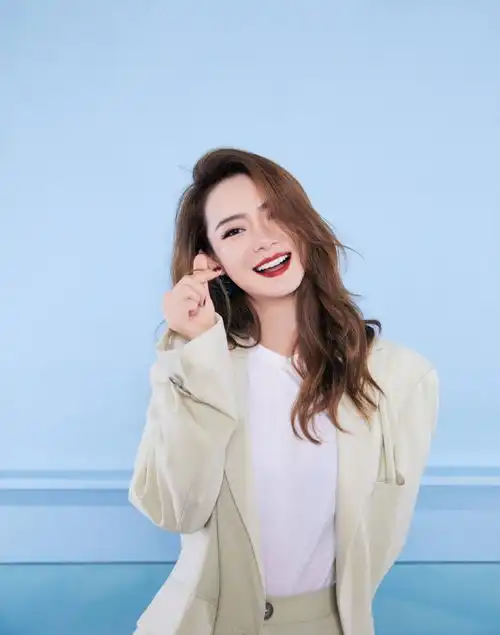  夏天就该清清爽爽,绿色系穿搭指南请查收