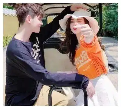  欧美女生头像男生头像欧美情头