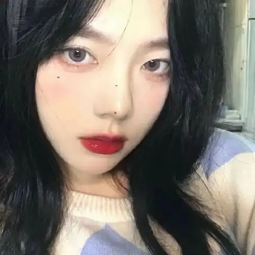  ins女生头像给你们看看美女的日常