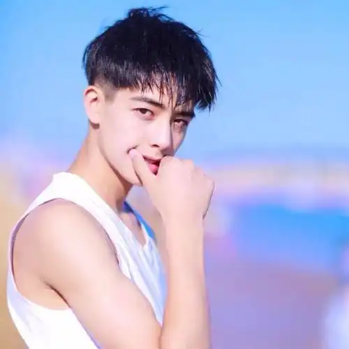  可做壁纸男头