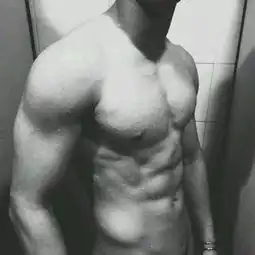 有腹肌的男生头像 有腹肌的男生头像