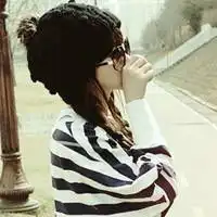  亲爱的邻家女孩系列女生qq头像爱一个字却能伤人极致